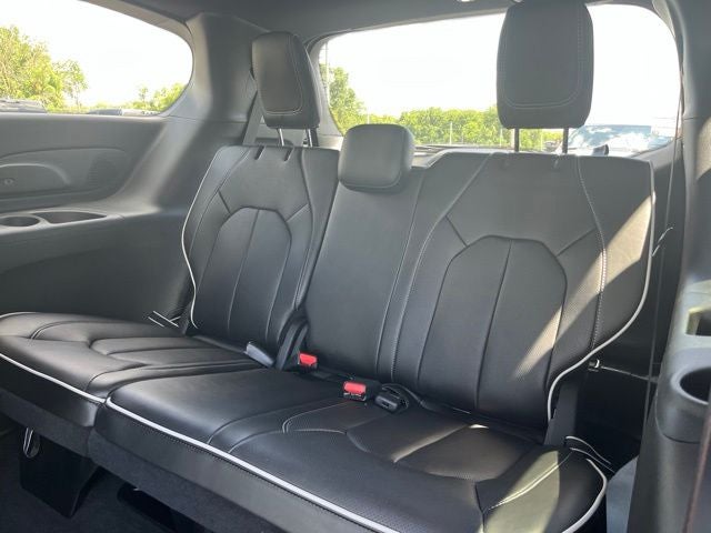 2027 Chrysler Pacifica PACIFICA LIMITED