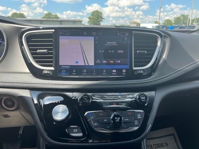 2027 Chrysler Pacifica PACIFICA LIMITED