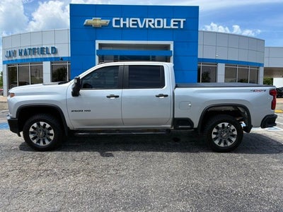 2023 Chevrolet Silverado 2500HD 4WD Crew Cab Standard Bed Custom