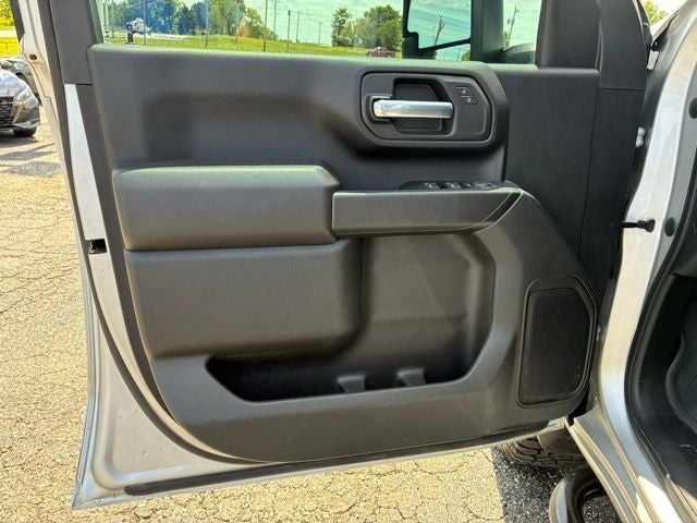 2023 Chevrolet Silverado 2500HD 4WD Crew Cab Standard Bed Custom