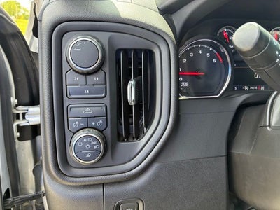 2023 Chevrolet Silverado 2500HD 4WD Crew Cab Standard Bed Custom
