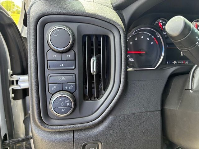 2023 Chevrolet Silverado 2500HD 4WD Crew Cab Standard Bed Custom