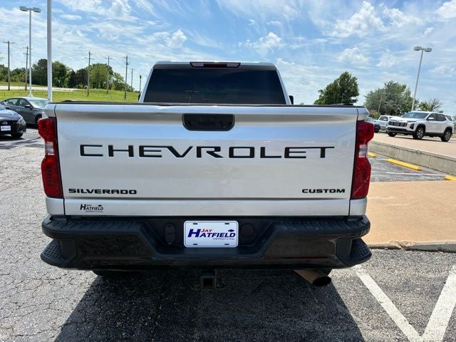 2023 Chevrolet Silverado 2500HD 4WD Crew Cab Standard Bed Custom