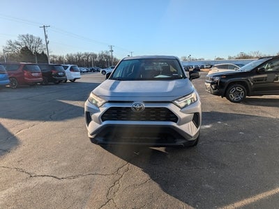 2024 Toyota RAV4 LE