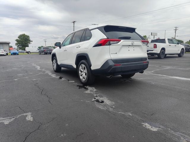 2024 Toyota RAV4 LE