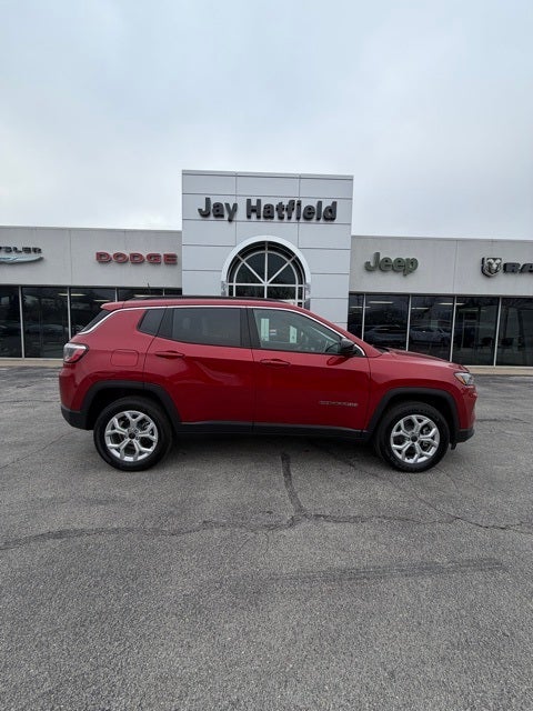2026 Jeep Compass COMPASS LATITUDE 4X4