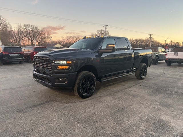 2026 RAM Ram 2500 RAM 2500 BLACK EXPRESS CREW CAB 4X4 6'4' BOX