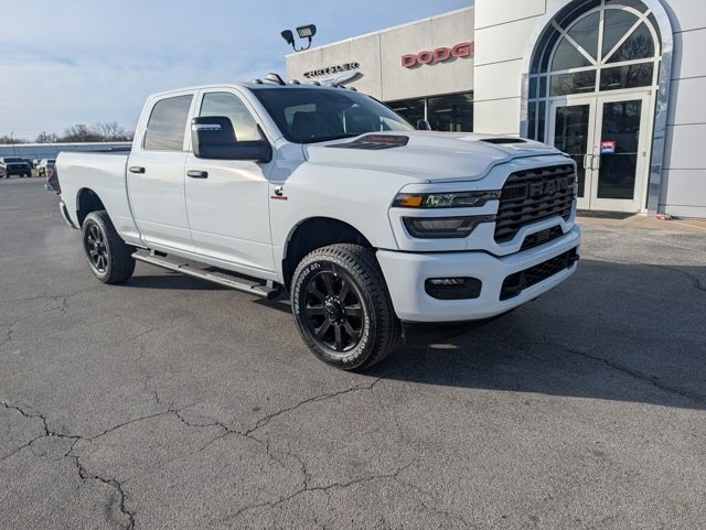 2026 RAM Ram 2500 RAM 2500 BLACK EXPRESS CREW CAB 4X4 6'4' BOX