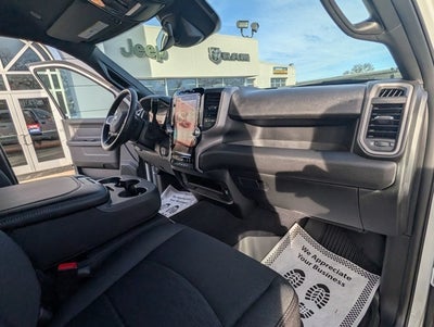 2026 RAM Ram 2500 RAM 2500 BLACK EXPRESS CREW CAB 4X4 6'4' BOX