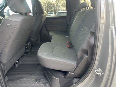 2026 RAM Ram 2500 RAM 2500 BLACK EXPRESS CREW CAB 4X4 6'4' BOX