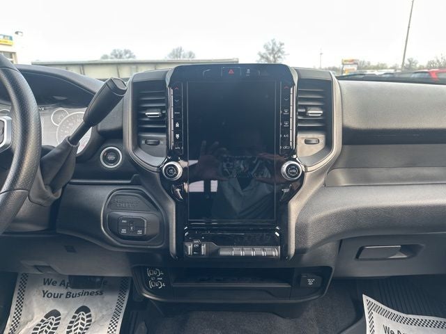 2026 RAM Ram 2500 RAM 2500 BLACK EXPRESS CREW CAB 4X4 6'4' BOX