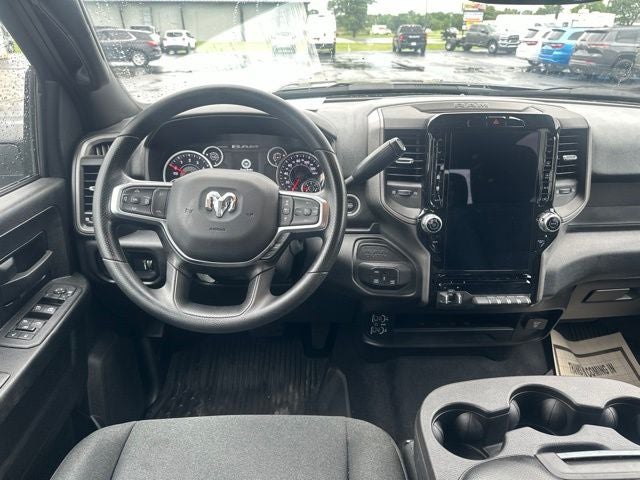 2025 RAM 2500 Tradesman Crew Cab 4x4 6'4' Box