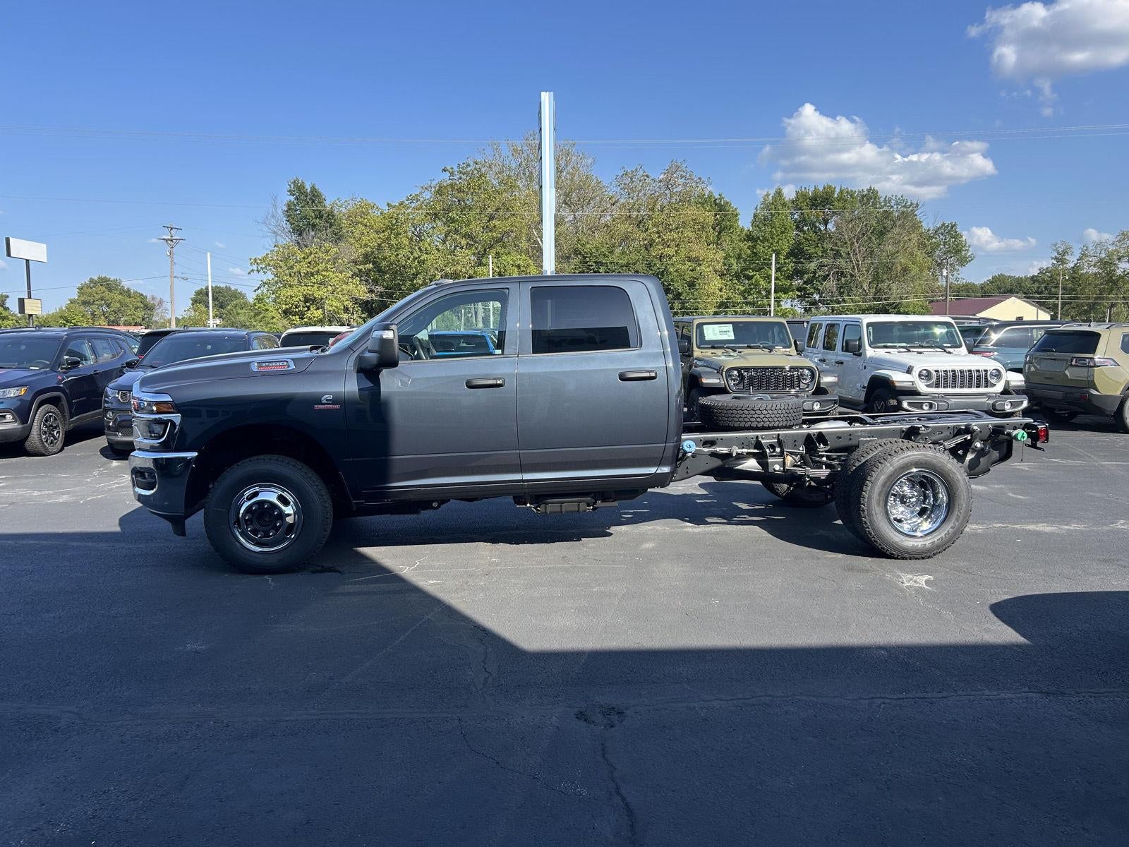 2027 RAM 3500 Chassis Cab Tradesman