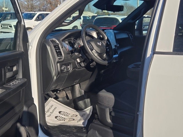 2026 RAM Ram 3500 Chassis Cab RAM 3500 TRADESMAN CREW CAB CHASSIS 4X4 60' CA