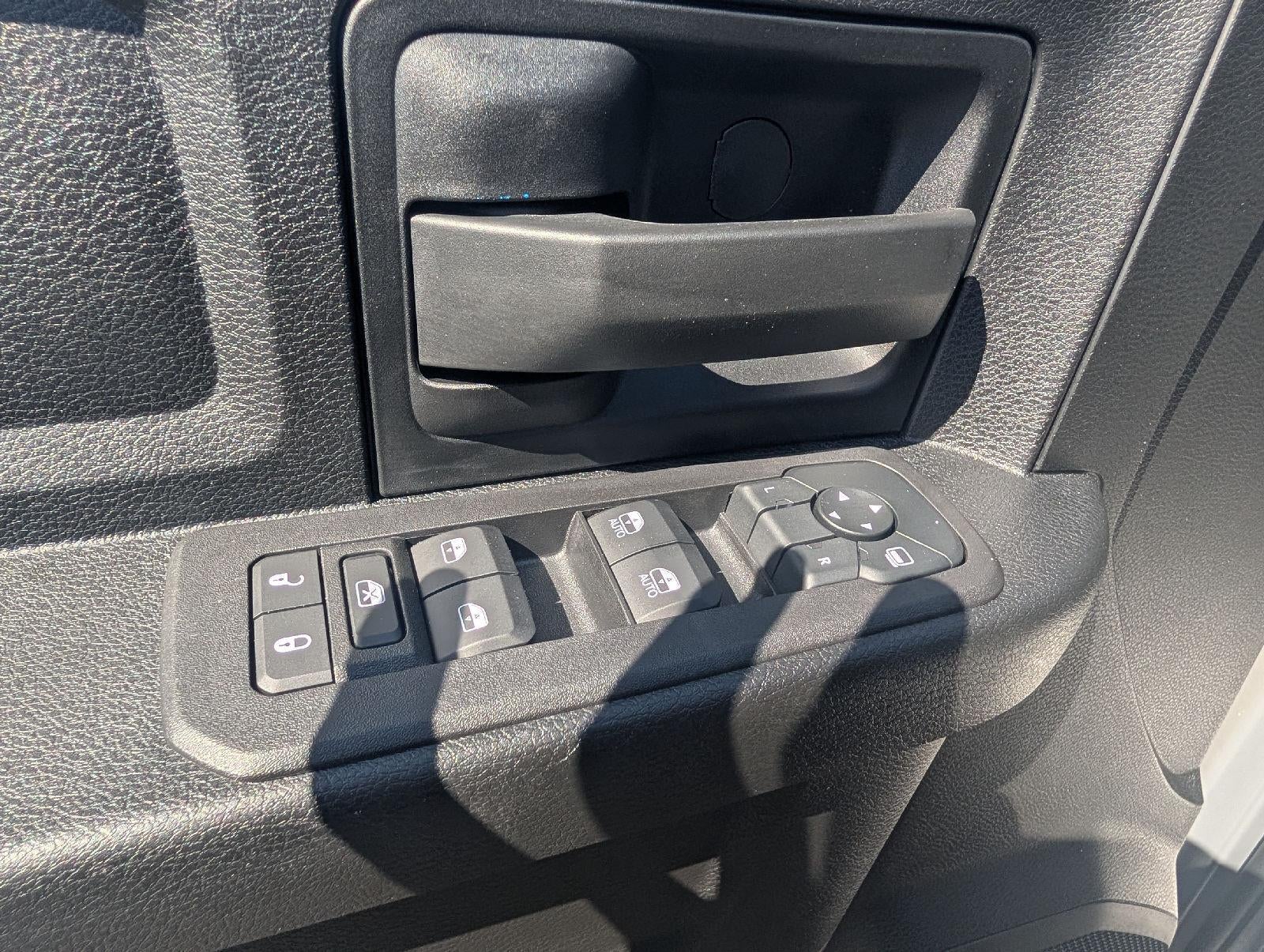 2027 RAM 3500 Chassis Cab Tradesman