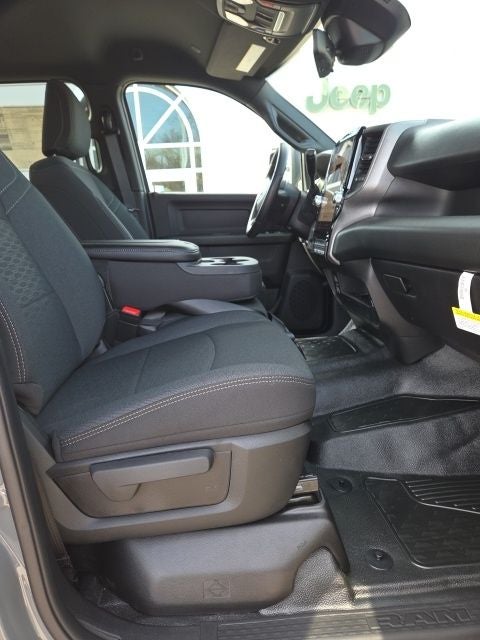 2026 RAM Ram 3500 Chassis Cab RAM 3500 TRADESMAN CREW CAB CHASSIS 4X4 60' CA