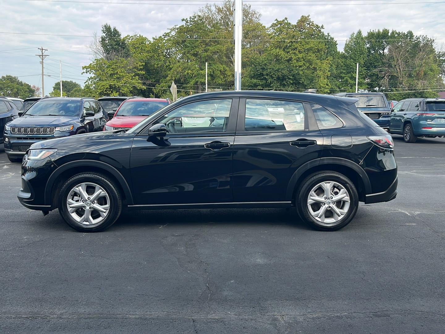 2025 Honda HR-V AWD LX