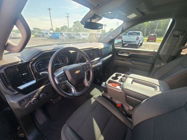 2023 Chevrolet Silverado 1500 4WD Crew Cab Standard Bed LT