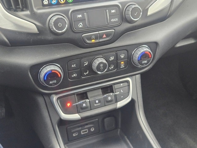 2024 GMC Terrain AWD SLT