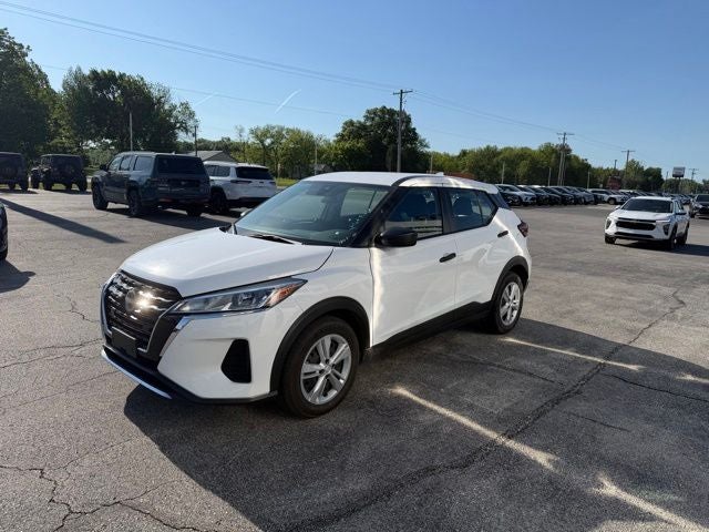 2024 Nissan Kicks S Xtronic CVT