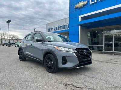 2023 Nissan Kicks SR Xtronic CVT
