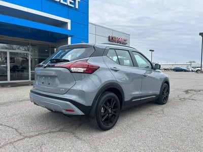 2023 Nissan Kicks SR Xtronic CVT