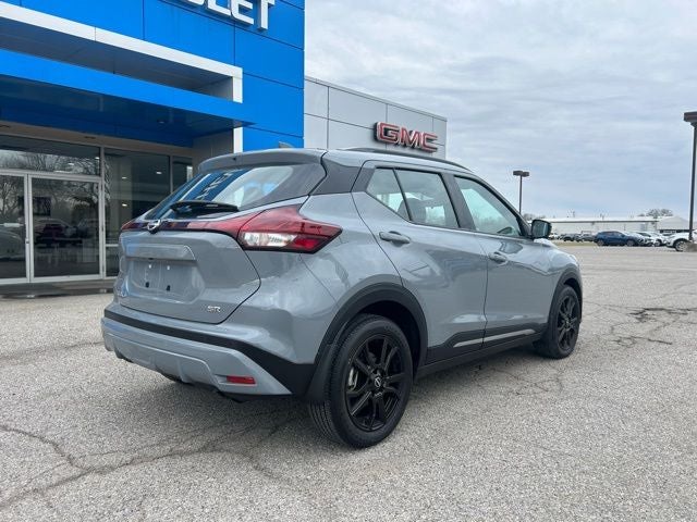 2023 Nissan Kicks SR Xtronic CVT