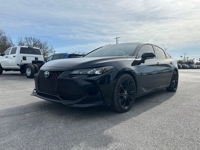 2022 Toyota Avalon XSE Nightshade Hybrid