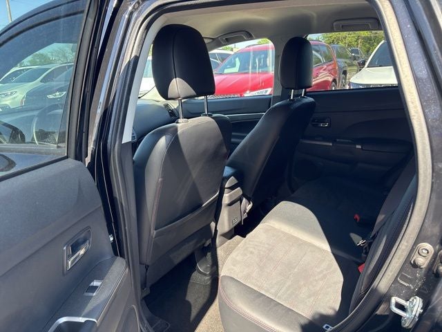 2025 Mitsubishi Outlander Sport Base