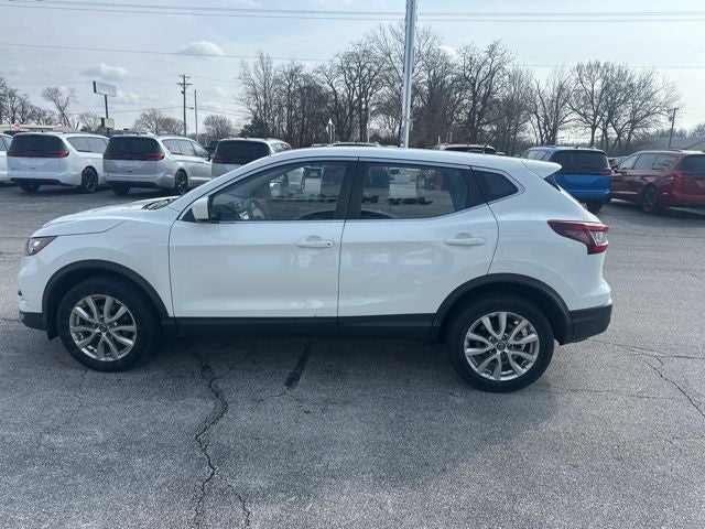 2022 Nissan Rogue Sport S FWD Xtronic CVT