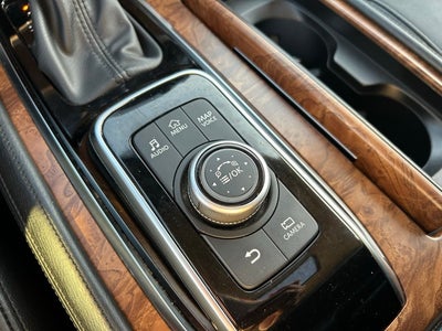 2024 Nissan Armada SL 4WD