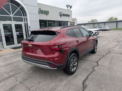 2025 Chevrolet Trax LT