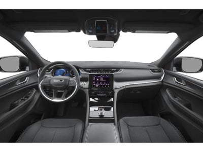 2027 Jeep Grand Cherokee Laredo Altitude